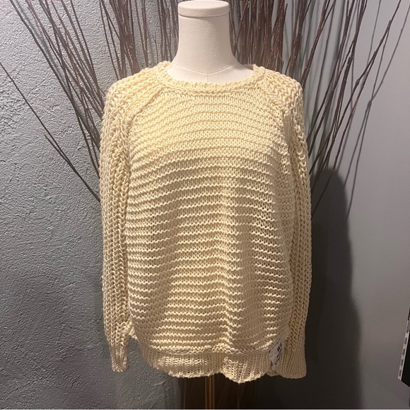 🌼FREE PEOPLE ESSENTIAL LINEN KNIT CREW NECK SWEATER SIZE MEDIUM🌼 - Picture 2 of 6